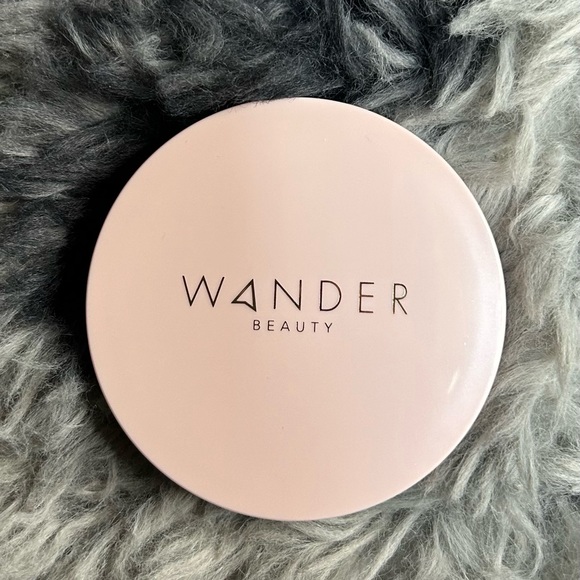 WANDER BEAUTY Wanderess Glow Highlighter
(After Hours) - Picture 3 of 13